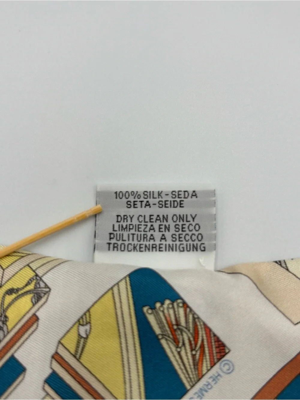 Hermes Springs Springs Twilly Scarf Ivory Red Blue Green Carriage Wheel Ribbon